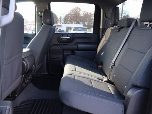 Used 2024 Chevrolet Silverado 2500 Custom w/ Custom Value Package image 17