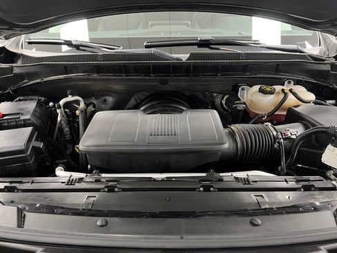 Used 2024 Chevrolet Suburban RST AWD/4WD image 64