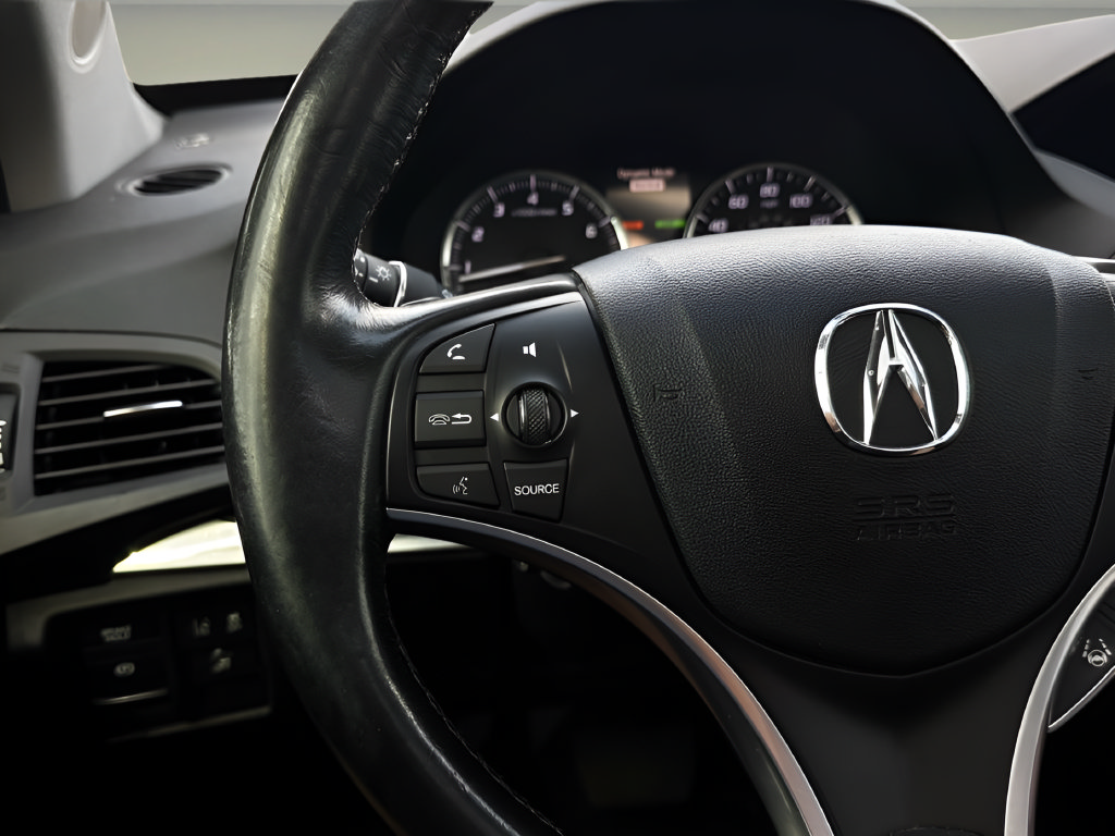 Used 2018 Acura MDX w/ Technology Package FWD image 12
