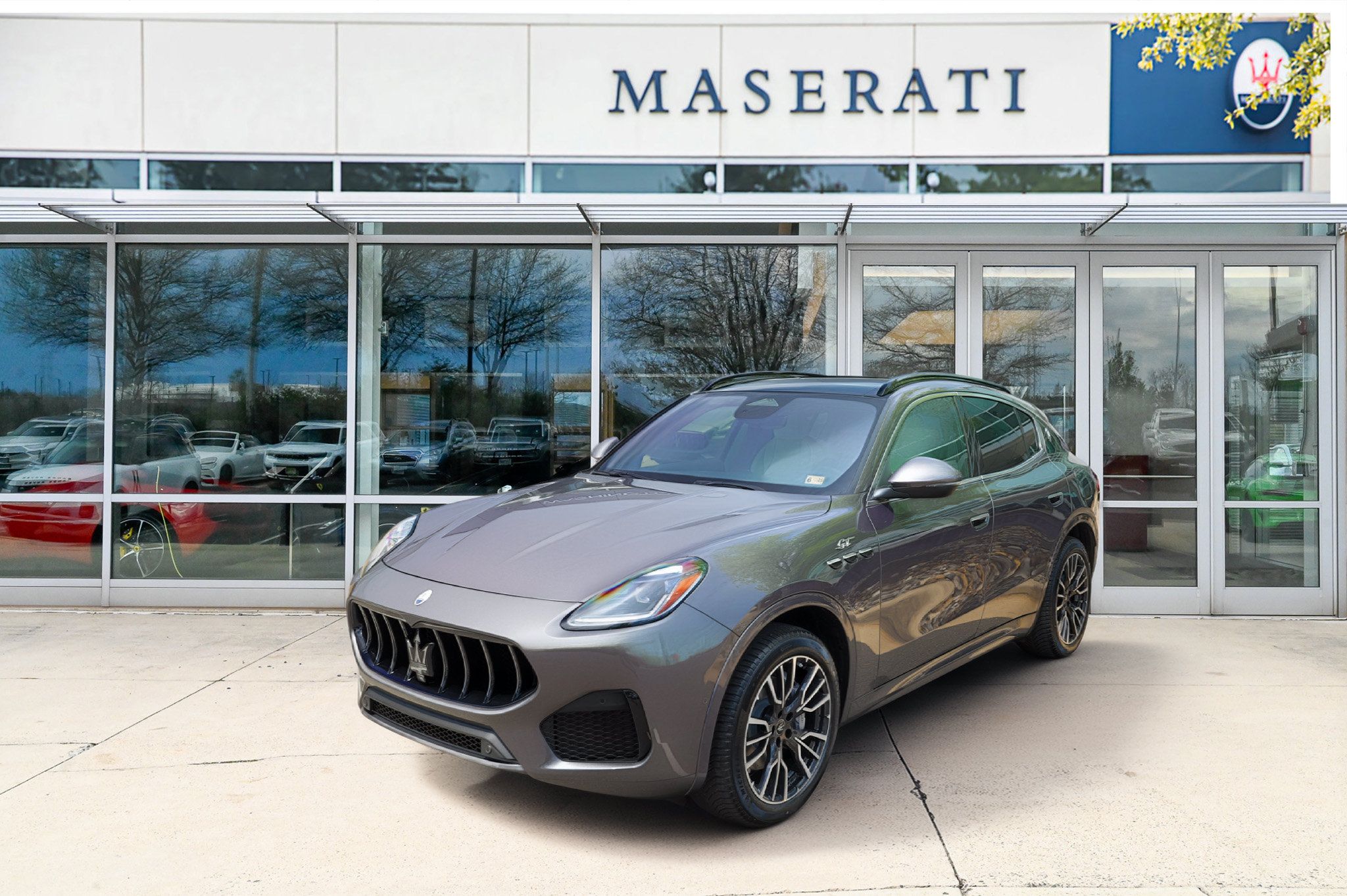 Used 2024 Maserati Grecale Modena AWD/4WD image 1