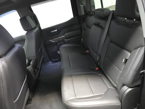 Used 2020 Chevrolet Silverado 1500 LT Trail Boss AWD/4WD image 31