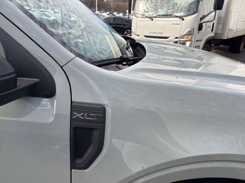 Used 2022 Ford Maverick XLT image 5