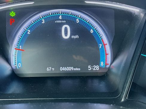 Used 2019 Honda Civic LX image 8