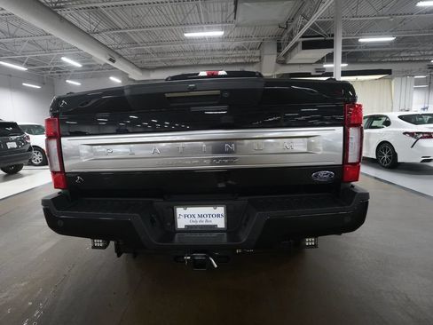 Used 2022 Ford F350 Platinum w/ FX4 Off-Road Package AWD/4WD image 25