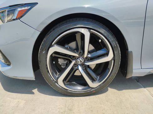 Used 2022 Honda Accord Sport image 31