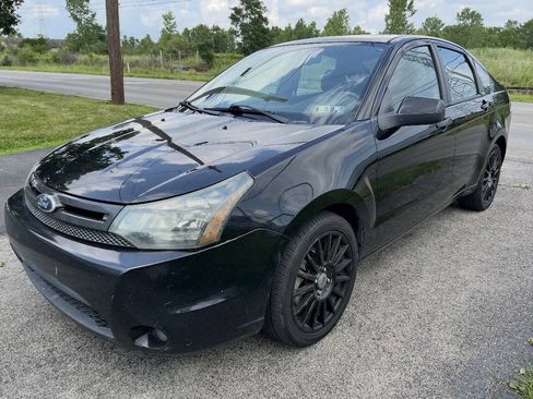 Used 2011 Ford Focus SES w/ 401A Rapid Spec Order Code FWD image 4