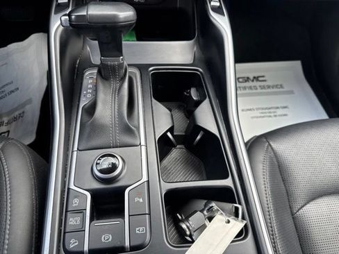 Used 2024 Kia Sorento S FWD image 39