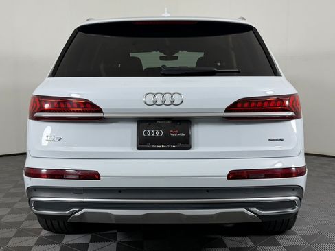 Used 2024 Audi Q7 3.0T Premium Plus w/ Premium Plus Package AWD/4WD image 10