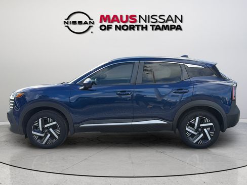 Certified 2025 Nissan Kicks SV w/ SV Premium Package FWD image 6