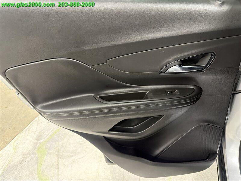 Used 2019 Buick Encore Preferred AWD/4WD image 29