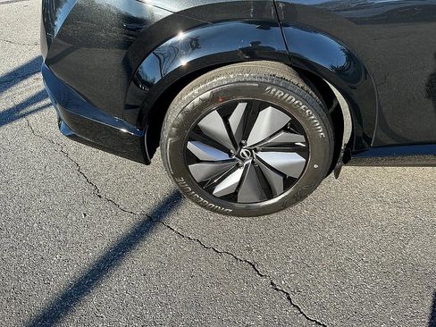 Certified 2023 Nissan Ariya FWD image 9