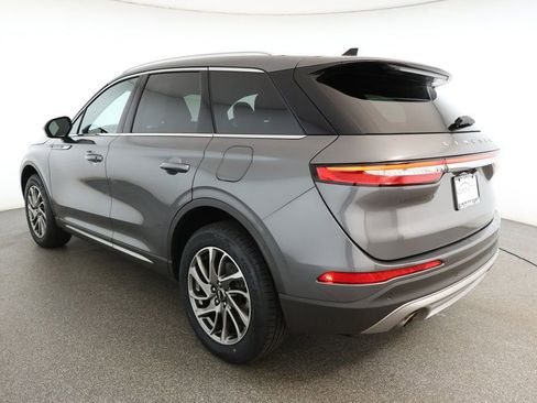 Used 2022 Lincoln Corsair AWD w/ Equipment Group 101A image 6