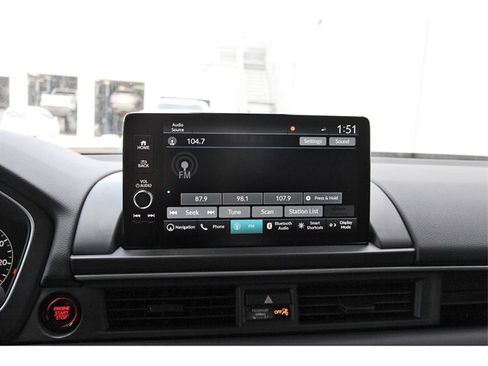 New 2025 Honda Pilot Touring image 21