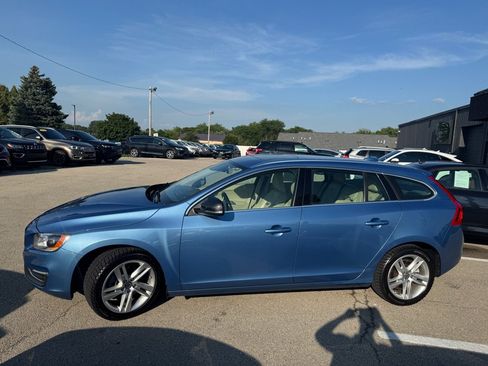 Used 2015 Volvo V60 T5 Platinum FWD image 4