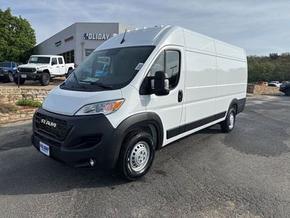New 2026 RAM ProMaster 3500 w/ Premium Convenience Group
