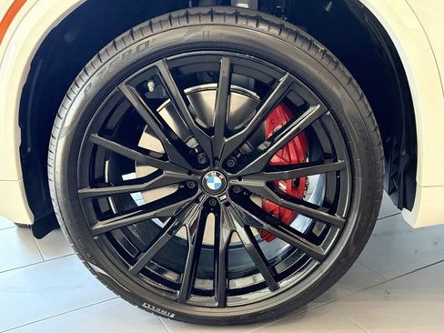 Used 2026 BMW X5 M60i w/ Climate Comfort Package AWD/4WD image 8