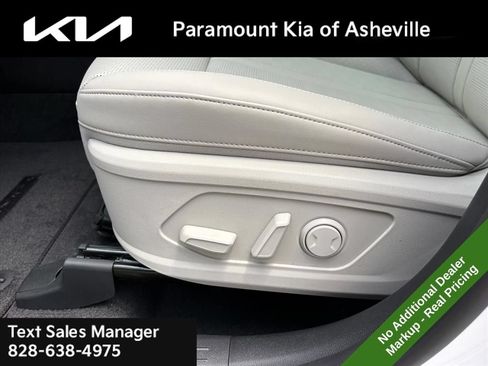 New 2026 Kia Sorento S w/ S Panoramic Sunroof Package FWD image 19