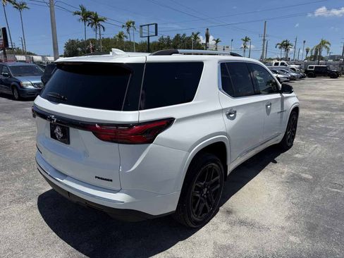 Used 2022 Chevrolet Traverse Premier w/ LPO, Blackout Package image 8