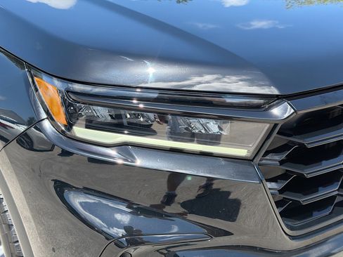 Used 2025 Honda Pilot TrailSport image 34