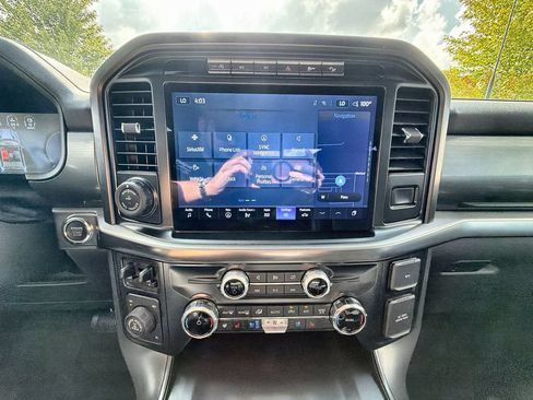 Used 2024 Ford F150 Lariat w/ FX4 Off-Road Package AWD/4WD image 12