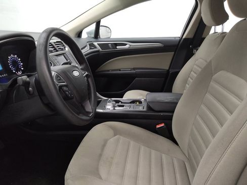 Used 2018 Ford Fusion S image 17