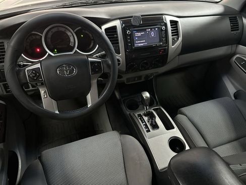 Used 2015 Toyota Tacoma 4x4 Double Cab w/ TRD Sport Package image 13