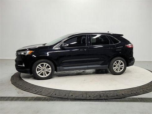 Used 2020 Ford Edge SEL image 4