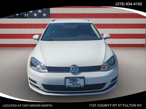 Used 2017 Volkswagen Golf S w/ Driver Assistance Package AWD/4WD image 2