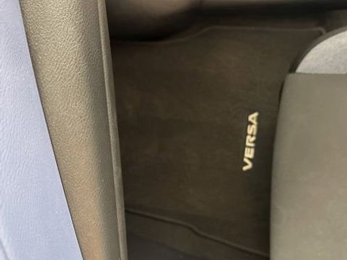 Used 2023 Nissan Versa SV FWD image 28