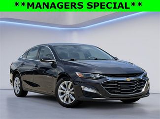 Used 2023 Chevrolet Malibu LT image 1