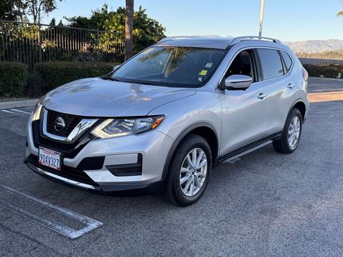 Certified 2018 Nissan Rogue SV w/ Sun & Sound Touring Package image 4