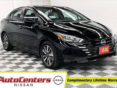 New 2025 Nissan Versa SV w/ Trunk Package