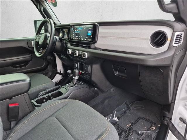 Used 2024 Jeep Wrangler Unlimited Sport AWD/4WD image 21