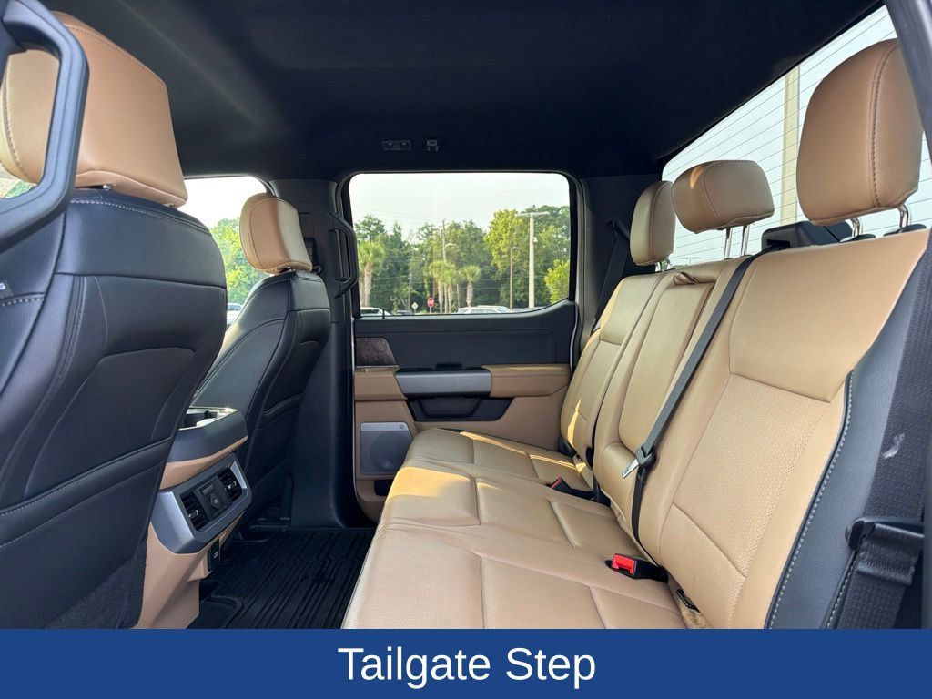 Used 2026 Ford F350 Lariat w/ FX4 Off-Road Package AWD/4WD image 12