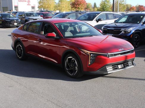 New 2025 Kia K4 EX image 3