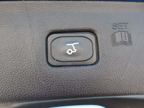 Used 2024 Ford Edge SEL w/ Convenience Package AWD/4WD image 26