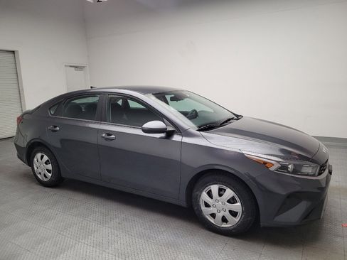 Used 2022 Kia Forte Sedan FWD image 11