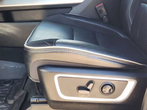 Used 2022 RAM 1500 Laramie image 26