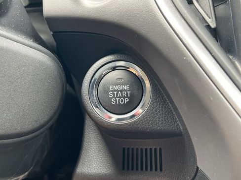 Certified 2025 Subaru Crosstrek 2.5i Premium AWD/4WD image 25