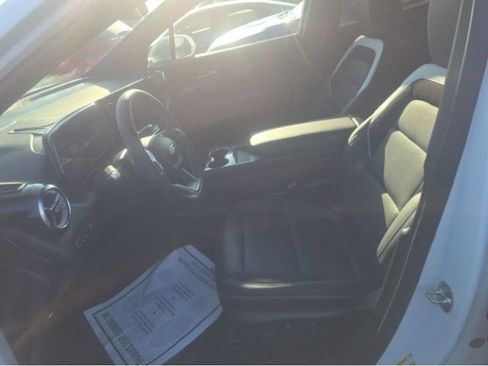 Used 2024 Chevrolet Blazer EV LT AWD/4WD image 6
