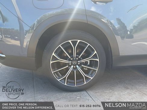 Certified 2025 MAZDA CX-70 Plug-In Hybrid w/ Premium Plus AWD/4WD image 12