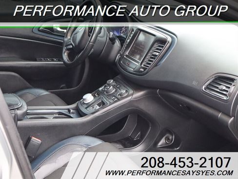 Used 2015 Chrysler 200 S w/ Navigation & Sound Group I image 9