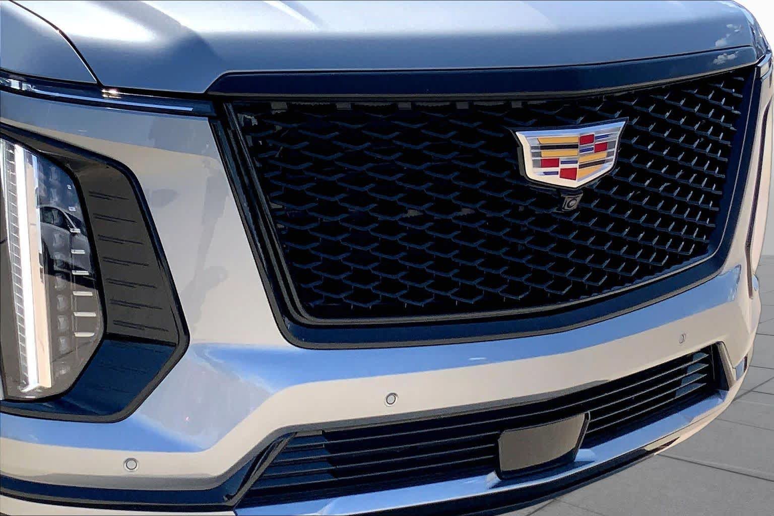 Used 2026 Cadillac Escalade Sport w/ Touring Package AWD/4WD image 29