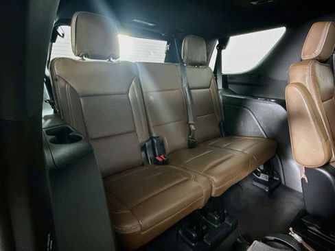 Used 2023 Chevrolet Tahoe High Country w/ Premium Package AWD/4WD image 29
