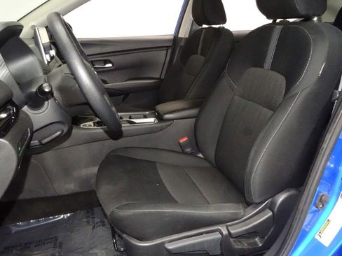 Used 2023 Nissan Sentra SV image 7