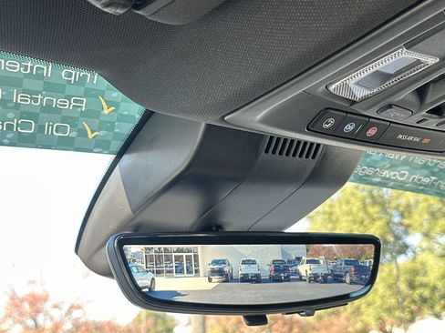 Used 2025 Chevrolet Silverado 1500 ZR2 w/ Technology Package image 29