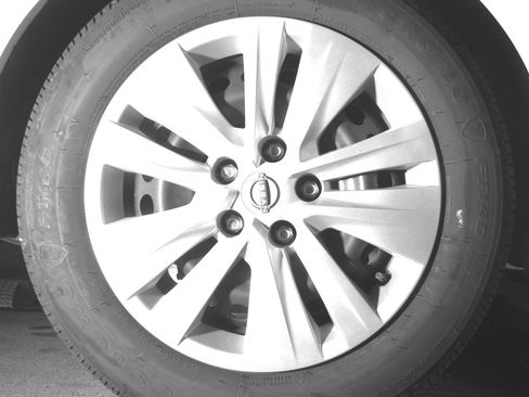 Used 2025 Nissan Sentra S FWD image 15