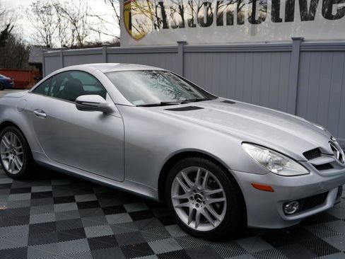 Used 2009 Mercedes-Benz SLK 300 2dr Roadster 3.0L w/ Premium I Pkg image 62