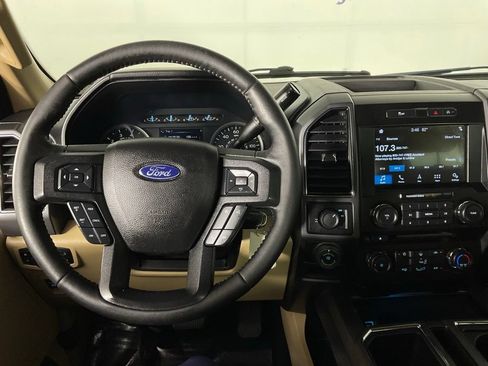 Used 2018 Ford F150 XLT w/ Equipment Group 301A Mid RWD image 16