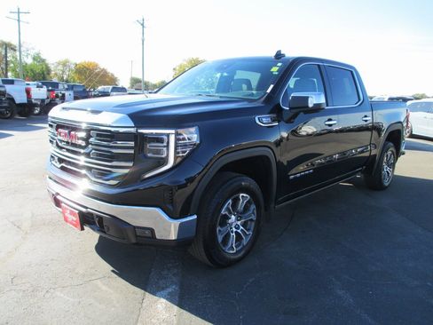 Certified 2025 GMC Sierra 1500 SLT w/ SLT Convenience Package image 11
